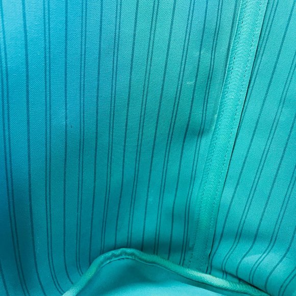 Louis Vuitton Neverfull MM Grenade in Turquoise - Picture 15 of 16